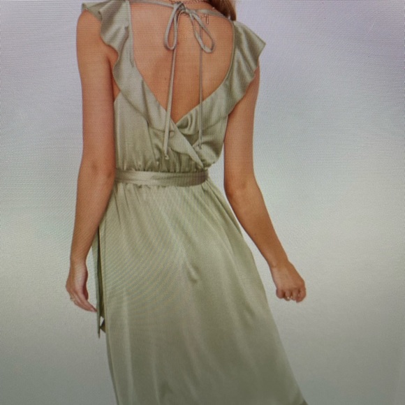 NWT show me your mumu Samantha ruffle wrap dress - Picture 3 of 10